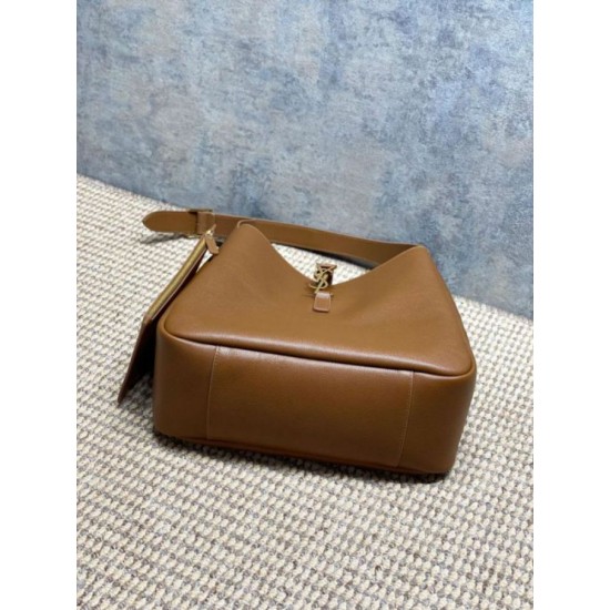Replica di lusso Borsa Hobo Grande YSL Saint Laurent Le 5 à 7 morbida marrone Imitazioni Cloni Borsa Hobo Grande YSL Saint Laurent Le 5 à 7 morbida marrone firmate