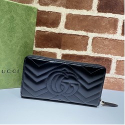 Cloni Portafoglio Gucci GG Marmont trapuntato con cerniera 443123 nero firmate