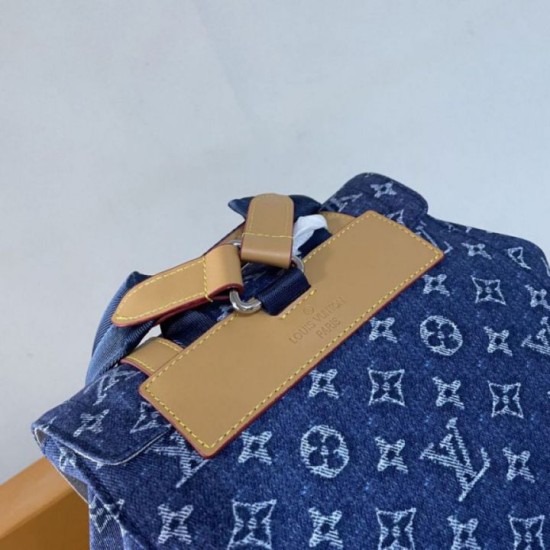 Replica di lusso Zaino LV Christopher MM M27554 Monogram Heritage denim Blu Imitazioni Cloni Zaino LV Christopher MM M27554 Monogram Heritage denim Blu firmate