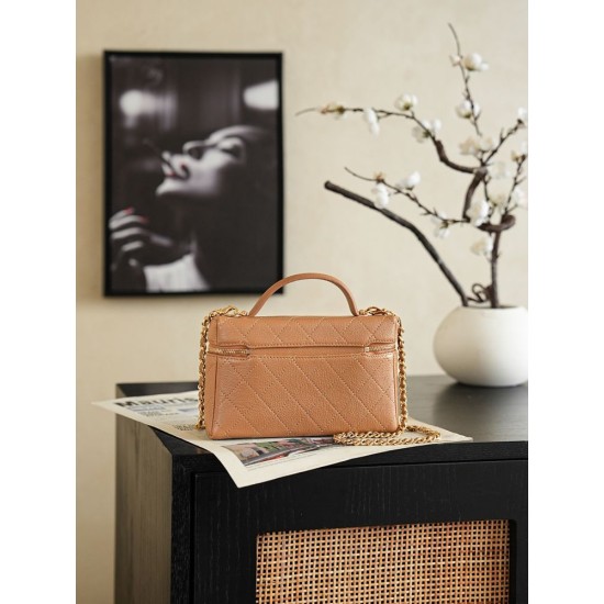 Replica di lusso Chanel 26P Beauty case sottile con manico superiore trapuntato e catena AP5100 Marrone Imitazioni Cloni Chanel 26P Beauty case sottile con manico superiore trapuntato e catena AP5100 Marrone firmate