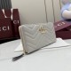 Replica Borse di alta qualit&agrave; Portafoglio Gucci GG Marmont trapuntato con cerniera 443123 Grigio firmate
