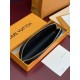 Cloni Astuccio Portamatite Louis Vuitton Charlotte GI1477 nero firmate