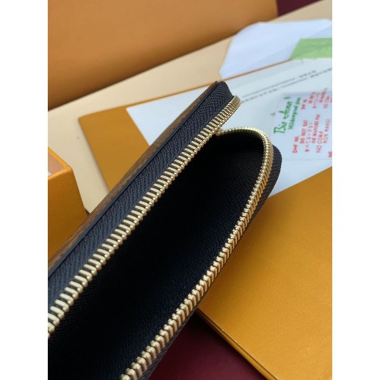 Cloni Astuccio Portamatite Louis Vuitton Charlotte GI1477 nero firmate