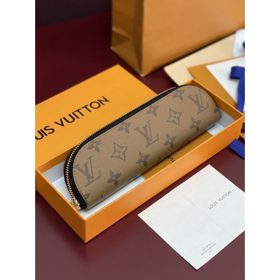 Cloni Astuccio Portamatite Louis Vuitton Charlotte GI1165 marrone firmate