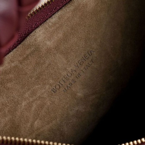 Replica di lusso Borsa a tracolla media Bottega Veneta Veneta Intrecciato Bordeaux Imitazioni Cloni Borsa a tracolla media Bottega Veneta Veneta Intrecciato Bordeaux firmate