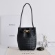 Cloni Borsa Replica a secchiello piccola Andiamo di Bottega Veneta Nero firmate