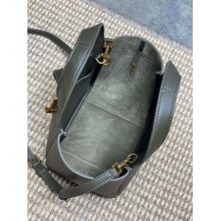 Borse tote YSL Saint Laurent Le 5 à 7 Bea Baby Verde Scuro Borse tote YSL Saint Laurent Le 5 à 7 Bea Baby Verde Scuro