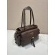Replica di lusso Borsa tote media Prada Explore nappa 1BG596 bordeaux Imitazioni Cloni Borsa tote media Prada Explore nappa 1BG596 bordeaux firmate