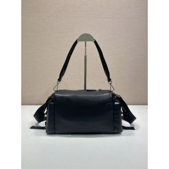 Replica di lusso Borsa a tracolla Prada Brique Explore 2VH206 Nero Imitazioni Cloni Borsa a tracolla Prada Brique Explore 2VH206 Nero firmate