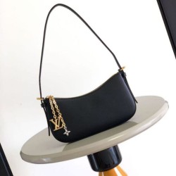 Cloni Bora Pari replica Louis Vuitton Pochette Louis Vuitton Bloom M25525 Nera firmate