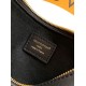 Replica di lusso Bora Pari Louis Vuitton Pochette Louis Vuitton Bloom M25525 Nera Imitazioni Cloni Bora Pari replica Louis Vuitton Pochette Louis Vuitton Bloom M25525 Nera firmate