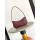 Replica di lusso Borsa Louis Vuitton Pochette Louis Vuitton Bloom M25650 Borgogna Imitazioni Cloni Borsa Louis Vuitton Pochette Louis Vuitton Bloom M25650 Borgogna firmate