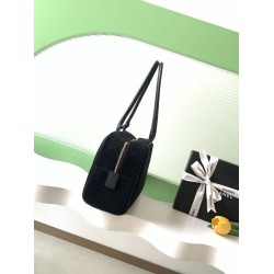 Borsa Chanel 26S Maxi Bowling AS6211 scamosciata di vitello blu scuro Borsa Chanel 26S Maxi Bowling AS6211 scamosciata di vitello blu scuro