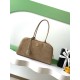 Replica di lusso Borsa Chanel 26S Maxi Bowling AS6211 scamosciata di vitello beige scuro Imitazioni Cloni Borsa Chanel 26S Maxi Bowling AS6211 scamosciata di vitello beige scuro firmate