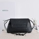 Replica di lusso Borsa a tracolla Bottega Veneta Giorno Intrecciato nera Imitazioni Cloni Borsa a tracolla Bottega Veneta Giorno Intrecciato nera firmate