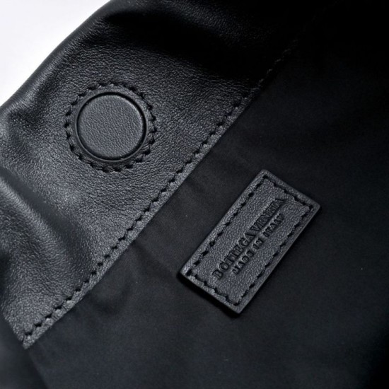 Replica di lusso Borsa a tracolla Bottega Veneta Giorno Intrecciato nera Imitazioni Cloni Borsa a tracolla Bottega Veneta Giorno Intrecciato nera firmate