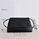 Replica di lusso Borsa a tracolla Bottega Veneta Giorno Intrecciato nera Imitazioni Cloni Borsa a tracolla Bottega Veneta Giorno Intrecciato nera firmate