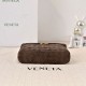 Replica di lusso Borse Beauty case Bottega Veneta trucco scamosciata caffè Imitazioni Cloni Borse Beauty case Bottega Veneta trucco scamosciata caffè firmate