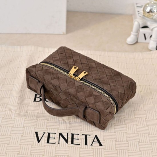 Replica di lusso Borse Beauty case Bottega Veneta trucco scamosciata caffè Imitazioni Cloni Borse Beauty case Bottega Veneta trucco scamosciata caffè firmate