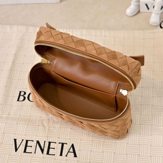 Cloni Borse Beauty case Bottega Veneta trucco scamosciata Marrone firmate