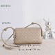 Replica di lusso Borsa a tracolla Notturno Intrecciato Bottega Veneta Beige Imitazioni Cloni Borsa a tracolla Notturno Intrecciato Bottega Veneta Beige firmate