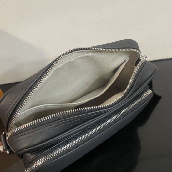 Replica di lusso Borsa a tracolla da uomo Louis Vuitton Nil M27999 Nero Imitazioni Cloni Borsa a tracolla da uomo Louis Vuitton Nil M27999 Nero firmate