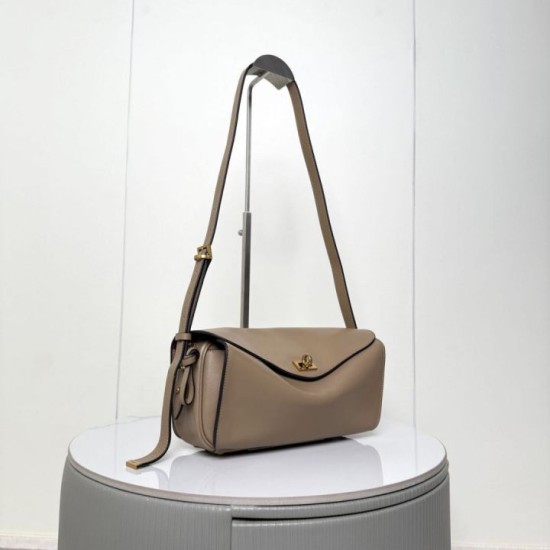 Replica di lusso Borsa a tracolla media Balenciaga Le 7 albicocca Imitazioni Replica Perfetta Borsa a tracolla media Balenciaga Le 7 albicocca firmate