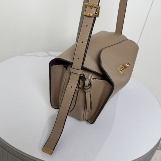 Replica di lusso Borsa a tracolla media Balenciaga Le 7 albicocca Imitazioni Replica Perfetta Borsa a tracolla media Balenciaga Le 7 albicocca firmate