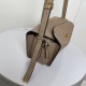 Replica di lusso Borsa a tracolla media Balenciaga Le 7 albicocca Imitazioni Replica Perfetta Borsa a tracolla media Balenciaga Le 7 albicocca firmate