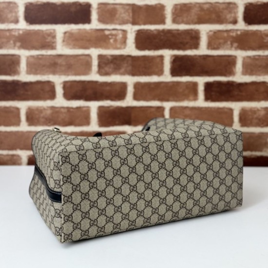 Replica di lusso Borsa tote grande Gucci 815213 emblema GG e manici superiori Nero Imitazioni Imitazioni Cloni Borsa tote grande Gucci 815213 emblema GG e manici superiori Nero Imitazioni firmate