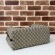Replica di lusso Borsa tote grande Gucci 815213 emblema GG e manici superiori Nero Imitazioni Imitazioni Cloni Borsa tote grande Gucci 815213 emblema GG e manici superiori Nero Imitazioni firmate