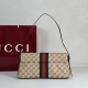 Replica di lusso Borse a tracolla media Gucci 874744 Madison marrone GG rivestita Imitazioni Replica Borse a tracolla media Gucci 874744 Madison marrone GG rivestita firmate