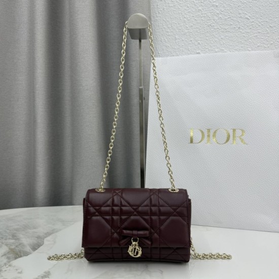 Replica di lusso Borse Dior My Tender Dior Top Handle Mini Chain Bag Borgogna Imitazioni Cloni Borse Dior My Tender Dior Top Handle Mini Chain Bag Borgogna firmate