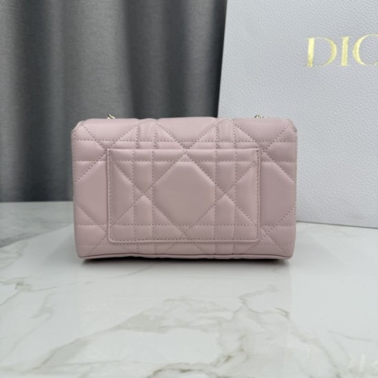 Replica Borse Dior My Tender Dior Top Handle Mini Chain Bag Rosa firmate