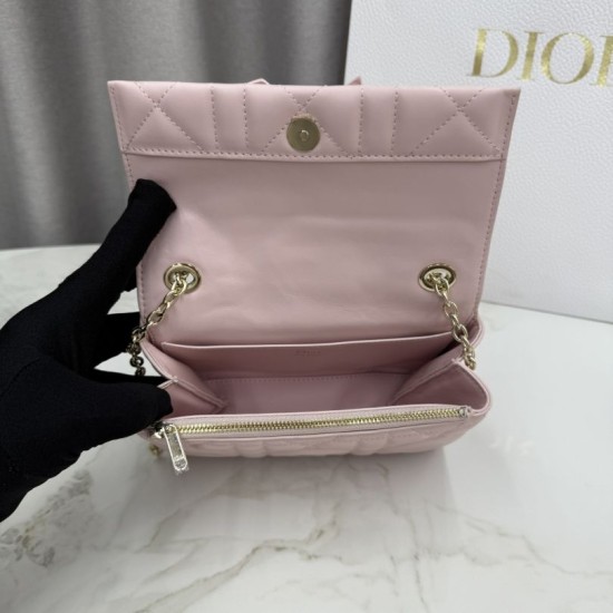 Replica Borse Dior My Tender Dior Top Handle Mini Chain Bag Rosa firmate