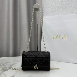 Borse Dior My Tender Dior Top Handle Mini Chain Bag nera