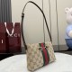 Cloni Borsa Replica a tracolla piccola Gucci 867130 Horsebit Web Tela GG marrone firmate