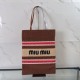 Replica di lusso Borsa tote Miu Miu crochet rafia 5BG248 con ricami verticali Imitazioni Cloni Borsa tote Miu Miu crochet rafia 5BG248 con ricami verticali firmate