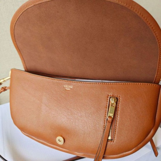Replica di lusso Mini borsa Celine Besace Halfmoon 25 cm marrone Imitazioni Cloni Mini borsa Celine Besace Halfmoon 25 cm marrone firmate