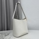 Replica di lusso Borsa a secchiello medio Dior Medalillon M1532 Bianco Imitazioni Cloni Borsa a secchiello medio Dior Medalillon M1532 Bianco firmate