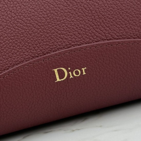 Replica di lusso Borsa a secchiello medio Dior Médaillon M1532 Borgogna Imitazioni Cloni Borsa a secchiello medio Dior Médaillon M1532 Borgogna firmate