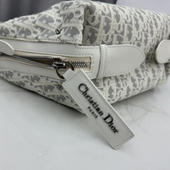 Replica di lusso Bora Pari a tracolla piccola Dior D-Journey M2416 beige/grigio Imitazioni Cloni Bora Pari replica a tracolla piccola Dior D-Journey M2416 beige/grigio firmate