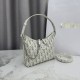 Replica di lusso Borse a tracolla Dior 30 Montaigne Miss Caro Oblique beige/grigio Imitazioni Cloni Borse Replica a tracolla Dior 30 Montaigne Miss Caro Oblique beige/grigio firmate