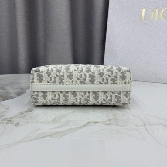 Replica di lusso Borse a tracolla Dior 30 Montaigne Miss Caro Oblique beige/grigio Imitazioni Cloni Borse Replica a tracolla Dior 30 Montaigne Miss Caro Oblique beige/grigio firmate
