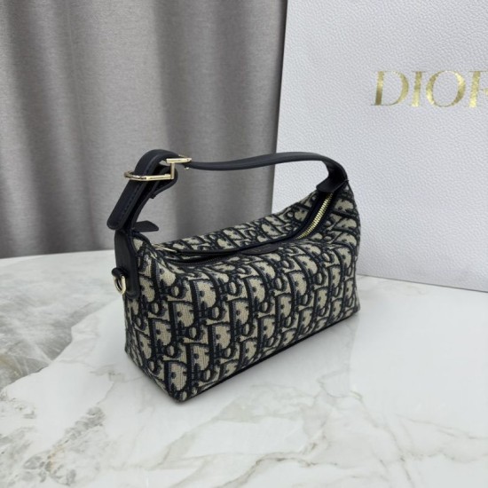 Replica di lusso Pochette Dior Nomad S2424 Oblique Blu Imitazioni Cloni Pochette Dior Nomad S2424 Oblique Blu firmate