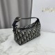 Replica di lusso Pochette Dior Nomad S2424 Oblique Blu Imitazioni Cloni Pochette Dior Nomad S2424 Oblique Blu firmate