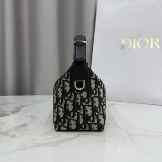 Replica di lusso Pochette Dior Nomad S2424 Oblique Blu Imitazioni Cloni Pochette Dior Nomad S2424 Oblique Blu firmate