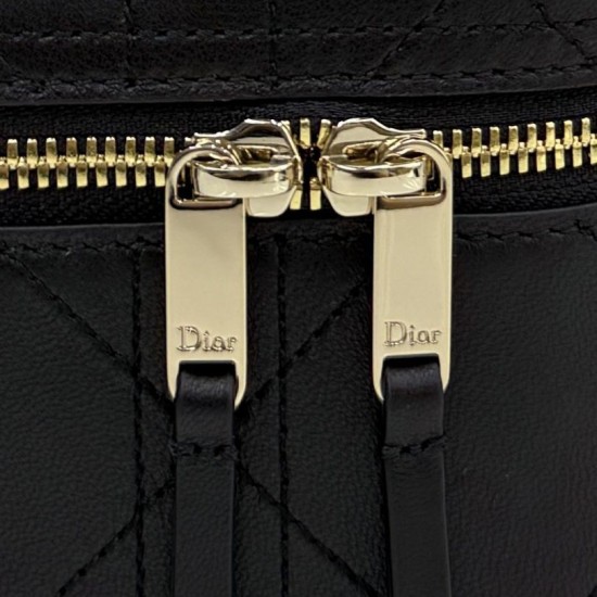 Replica di lusso Imitazioni borse griffate a mano Dior Trianon Soft Vanity Mini Chain S4613 Nera Imitazioni Cloni Imitazioni borse griffate a mano Dior Trianon Soft Vanity Mini Chain S4613 Nera firmate