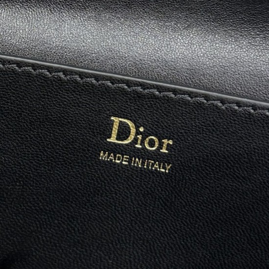 Replica di lusso Imitazioni borse griffate a mano Dior Trianon Soft Vanity Mini Chain S4613 Nera Imitazioni Cloni Imitazioni borse griffate a mano Dior Trianon Soft Vanity Mini Chain S4613 Nera firmate