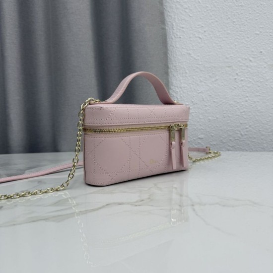 Replica di lusso Borsa a mano Dior Trianon Soft Vanity Mini Chain S4613 Rosa Imitazioni Cloni Borsa a mano Dior Trianon Soft Vanity Mini Chain S4613 Rosa firmate